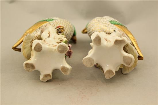 A pair of Samson porcelain figures of cockatoos, early 20th century, 26cm and 26.5cm.